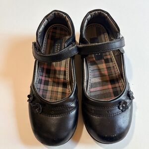 Black French Toast Mary Janes Kids 2